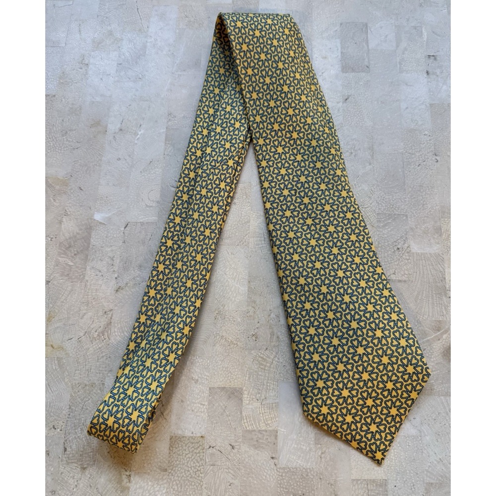 HERMÉS Paris Auth Vintage Silk Tie Necktie Yellow HEART PRINT France Designer